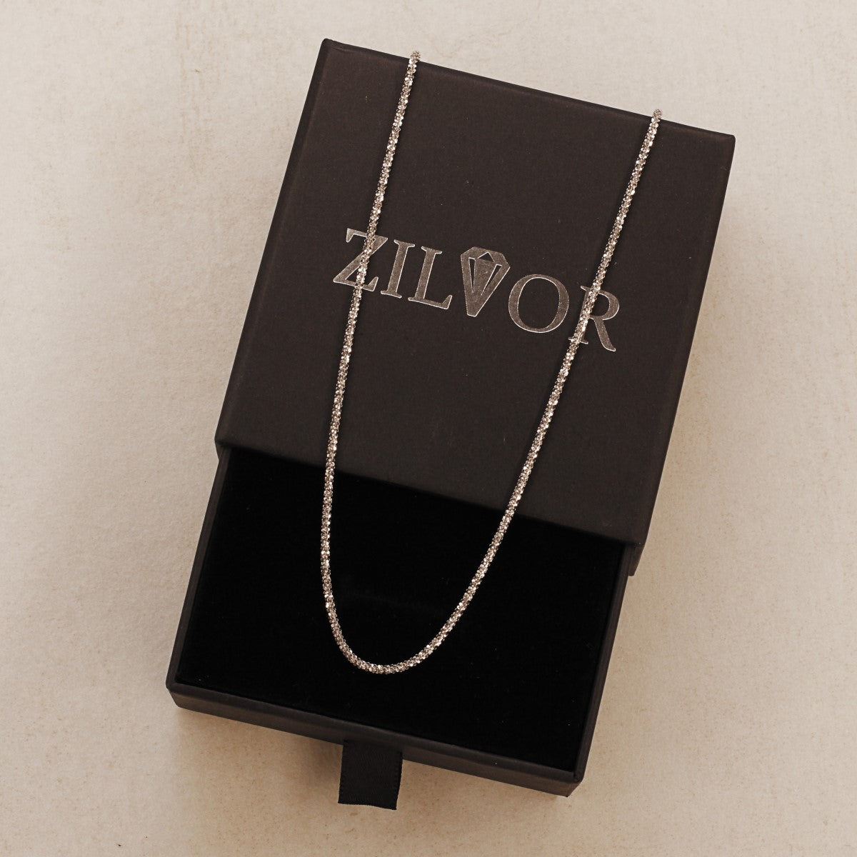 Damenkette aus 925 Silber mit kristallartigem Glanz – ZILVOR Crystal Kette