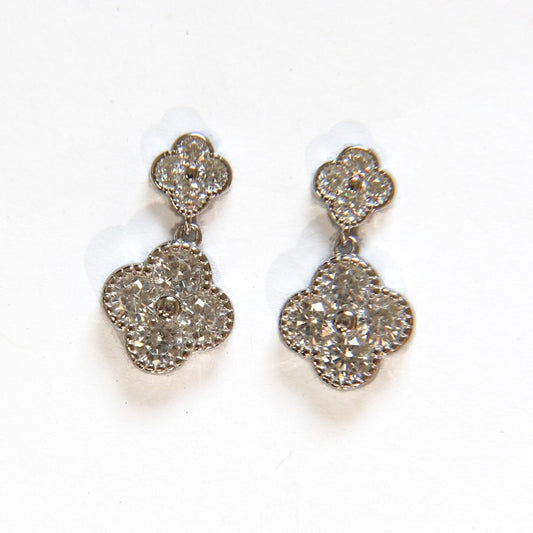 Kleeblatt Ohrringe mit Zirkonia Steinen aus 925 Silber für Damen