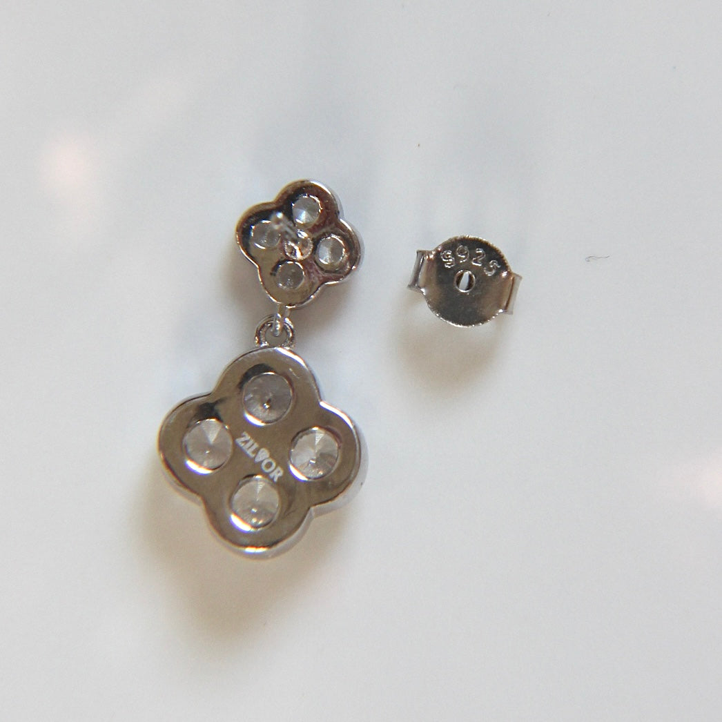 Kleeblatt Ohrringe mit Zirkonia Steinen aus 925 Silber für Damen