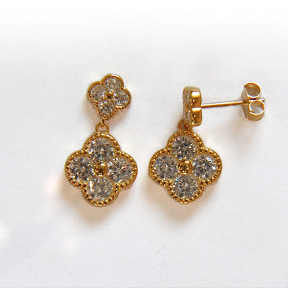 Kleeblatt Ohrringe mit Zirkonia Steinen aus 925 Silber 18K vergoldet für Damen