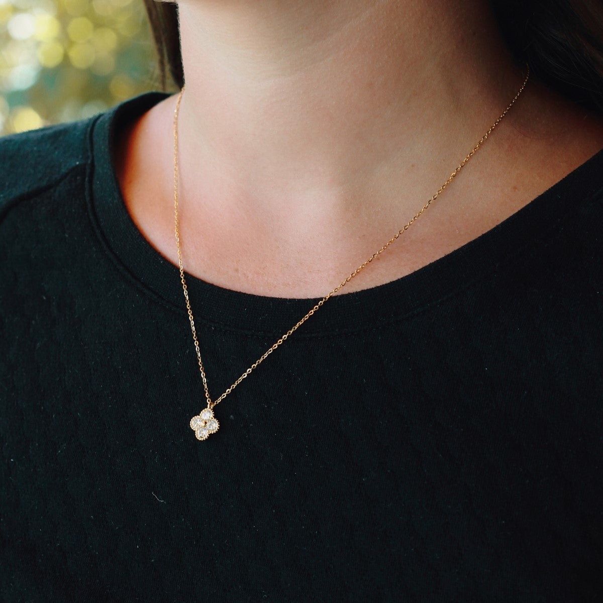 18K vergoldete Clover Kette mit mit Kleeblatt-Anhänger und funkelnden Zirkonia-Steinen für Damen